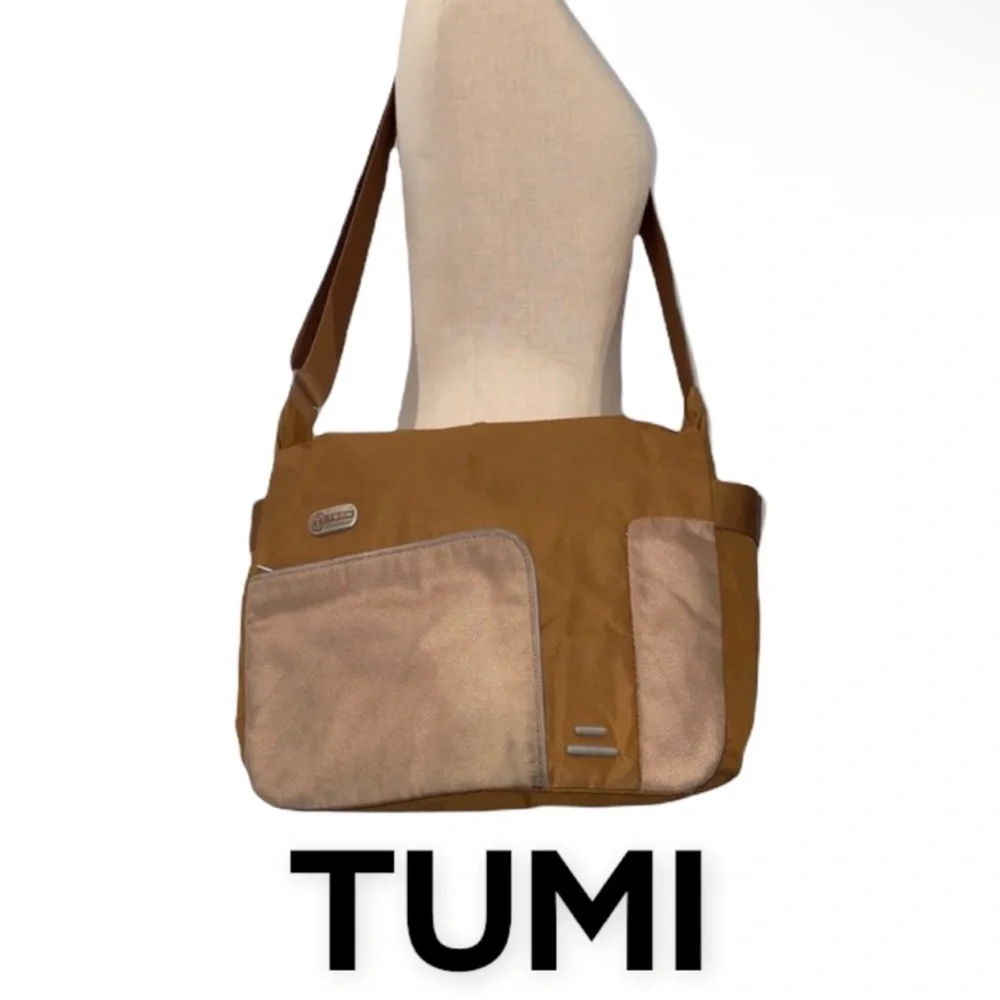 authentic T-Tech by Tumi signature messenger bag